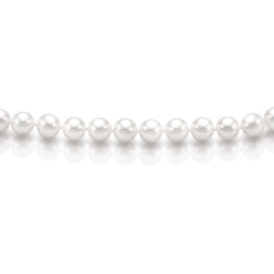 Ожерелье из белого круглого морского жемчуга Акойя (Япония). Жемчужины 5-5,5 мм. Класс ААА